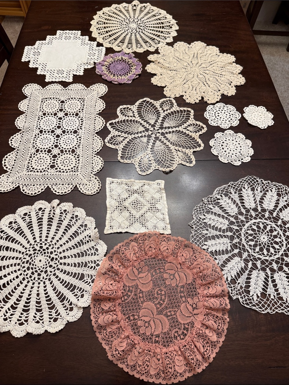 Bundle of crochet items as shown. Measurements in pictures